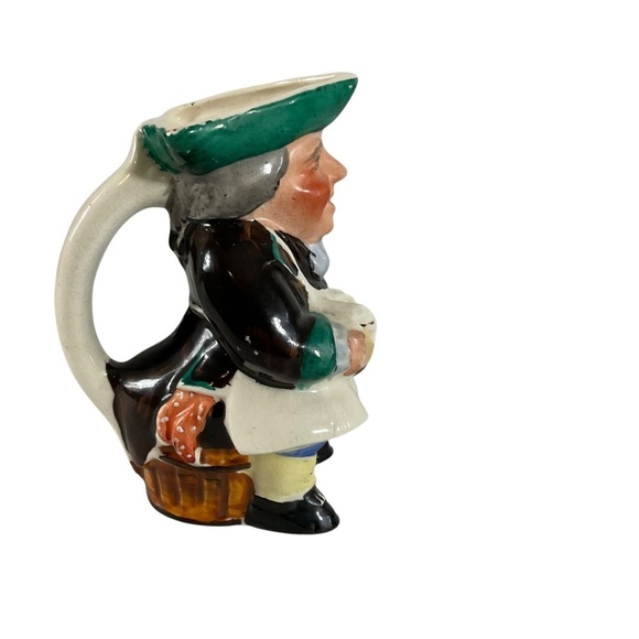 Vintage Toby Mug Pitcher Made in Occupied Japan Hand-Painted Ceramic 5” Tall - Picture 3 of 12